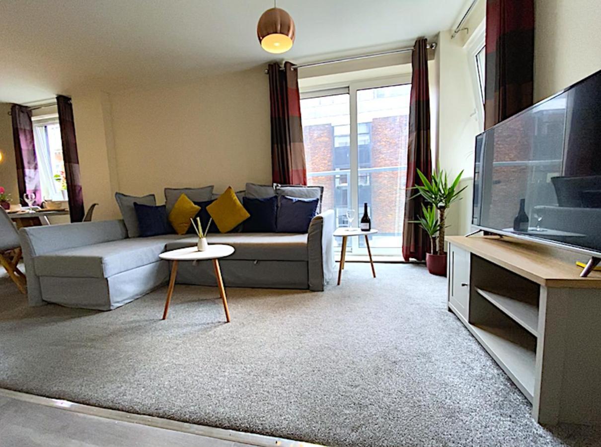 Stylish Two Bed City Apartment With Secure Parking Southampton Exterior foto